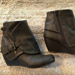 Blowfish Ankle Boots Brown
